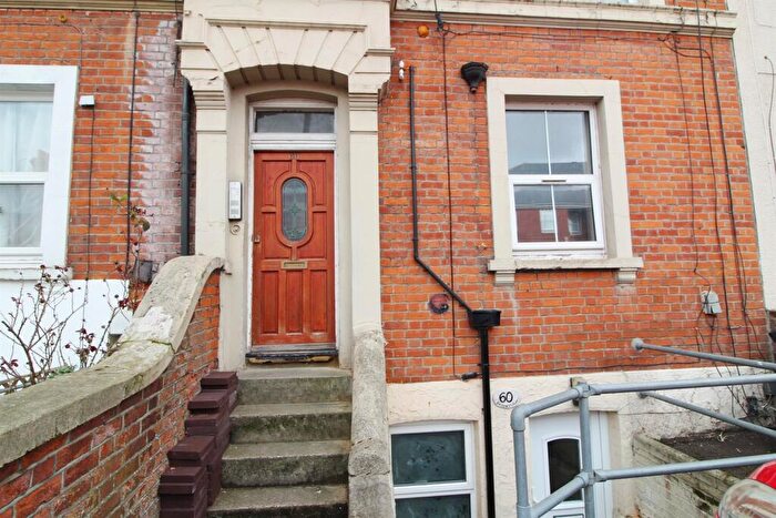 1 Bedroom Apartment To Rent In South Street, Reading, RG1