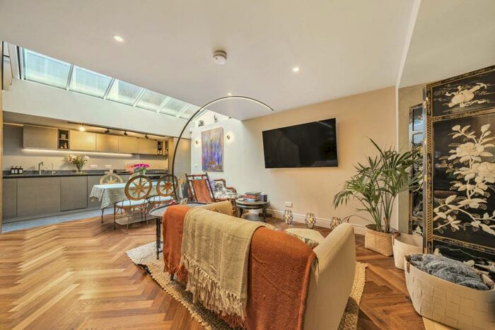 1 Bedroom Flat To Rent In Peto Place, Regent's Park, London, NW1