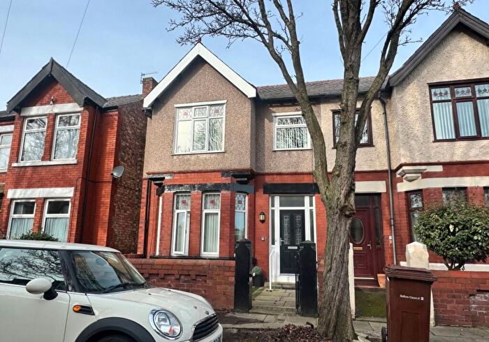 4 Bedroom Semi Detached House For Sale In Cambridge Drive, Crosby, Liverpool, Merseyside, L23