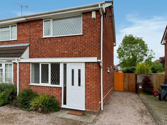 2 Bedroom Semi-Detached House To Rent In Dale End Close, Hinckley, Leicestershire, LE10