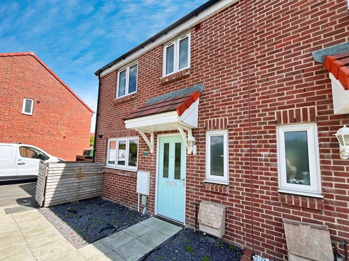 3 Bedroom Semi-Detached House To Rent In Arcaro Road, Andover, SP11