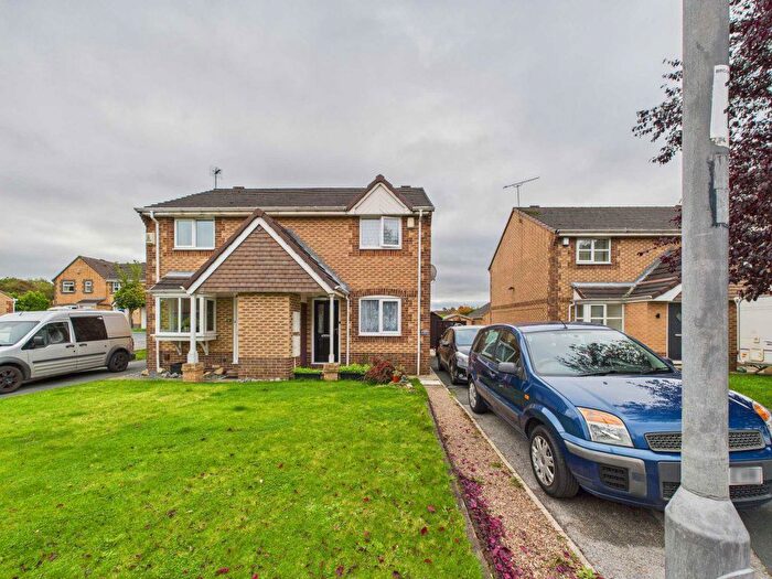 2 Bedroom Semi-Detached House To Rent In Brooksfield, South Kirkby, WF9