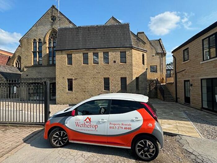 1 Bedroom Flat To Rent In Leeds Road, Shipley, West Yorkshire, BD18
