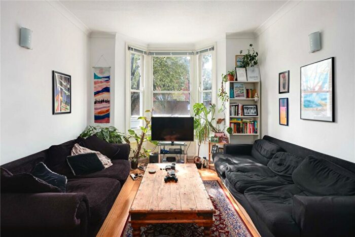 4 Bedroom House To Rent In Isabella Road, Hackney, London, E9