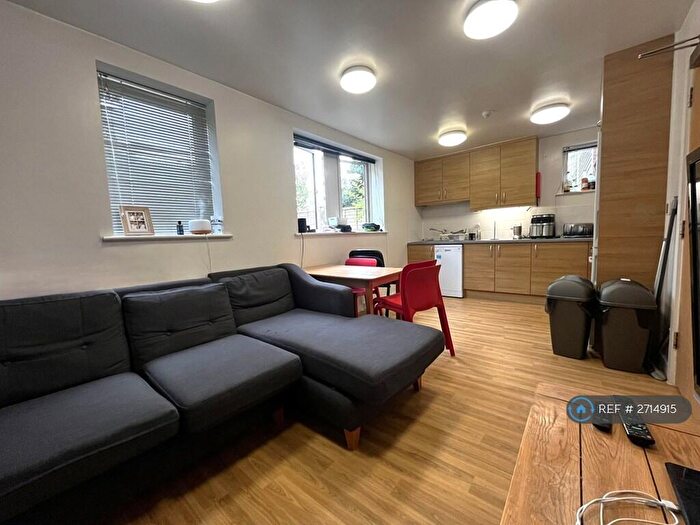 3 Bedroom Flat To Rent In Fieldings Lodge, Winchester, SO22