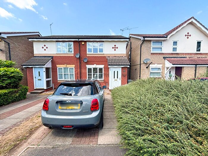 2 Bedroom Semi-Detached House To Rent In Grimston Close, Leicester, LE4