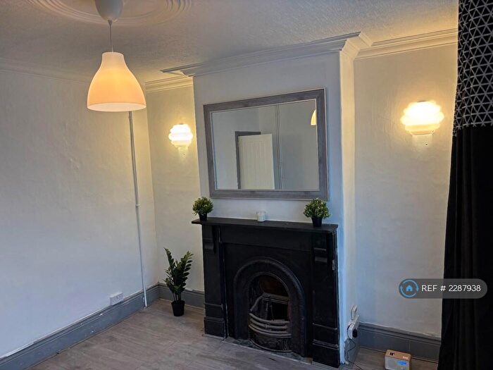 3 Bedroom Terraced House To Rent In Addison Road, Sheffield, S5