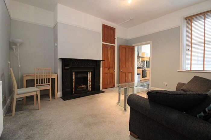 2 Bedroom Apartment To Rent In Ashleigh Grove, West Jesmond, Newcastle Upon Tyne, NE2