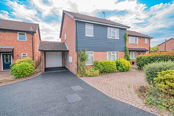4 Bedroom Detached House For Sale In Sambourn Close, Solihull, B91