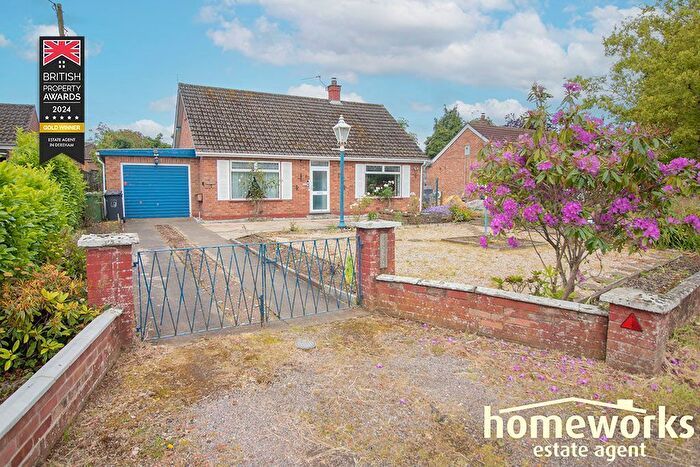 2 Bedroom Bungalow For Sale In Dereham Road, Mattishall, Dereham, NR20