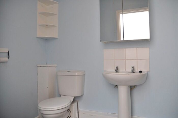1 Bedroom Flat To Rent In Church Street, Llangefni, LL77