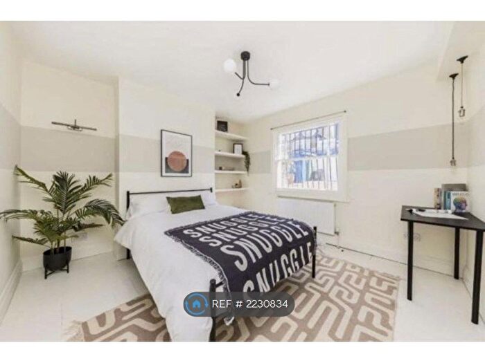 4 Bedroom Terraced House To Rent In Lausanne Road, London, SE15