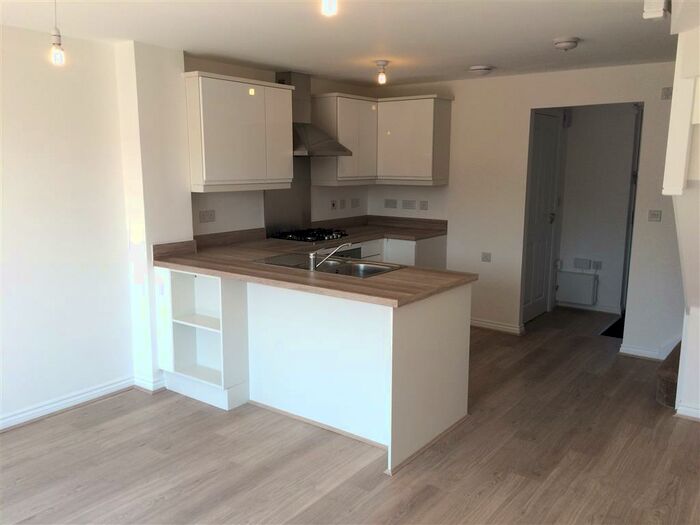 2 Bedroom End Of Terrace House To Rent In Mariners Walk, Barry, CF62