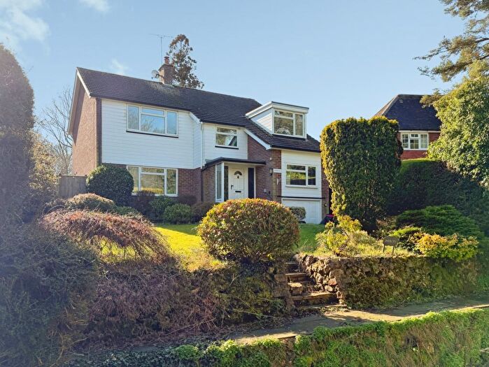 4 Bedroom Detached House For Sale In St. Michaels, Tenterden, TN30