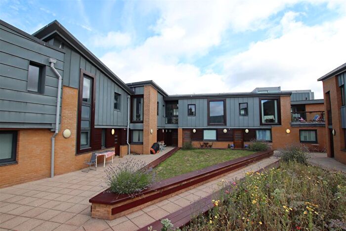 3 Bedroom Flat To Rent In Friary Court, Bedford Street, Exeter, EX1