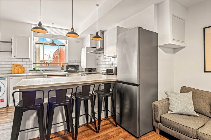 5 Bedroom Property To Rent In Flat, Shoe Amp; Boot Factory, Leicester, LE2