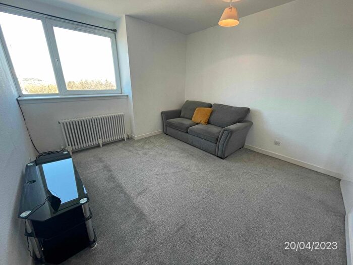 2 Bedroom Flat To Rent In Great Northern Road, Top Floor Left, Aberdeen, AB24