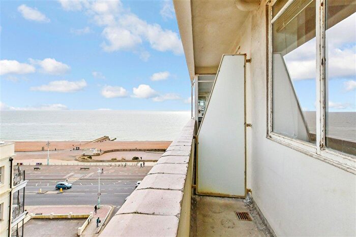 3 Bedroom Flat For Sale In Kings Road, Brighton, East Sussex, BN1