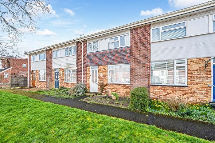3 Bedroom Terraced House For Sale In Vigo Road, Andover, SP10
