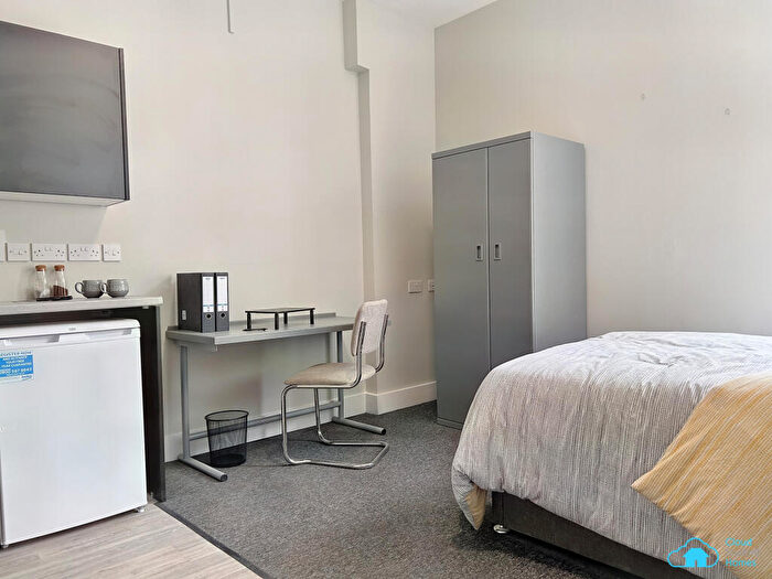 1 Bedroom Private Halls To Rent In Fenham Hall Drive, Newcastle Upon Tyne, NE4