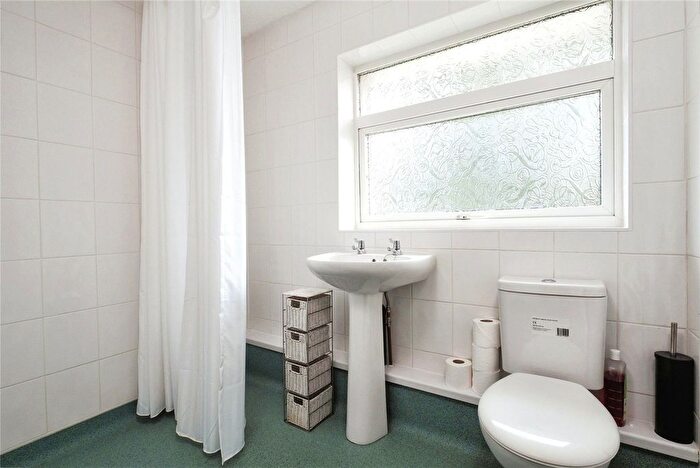 3 Bedroom Terraced House For Sale In Bradley Walk, Clifton, Nottingham, NG11