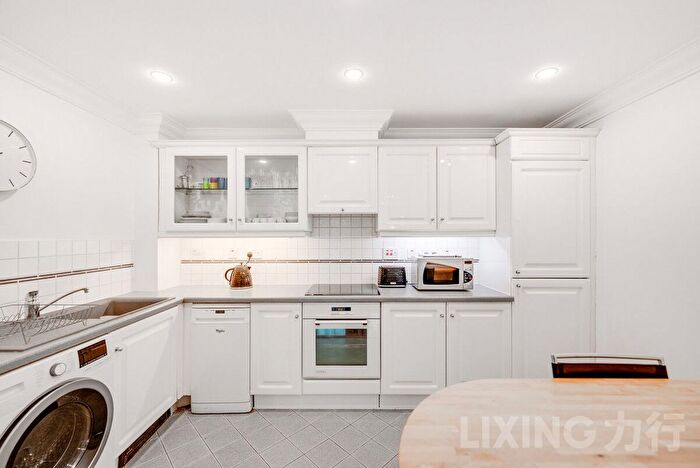 2 Bedroom Flat For Sale In Montagu House, Whitfield Street, Fitzrovia, W1T