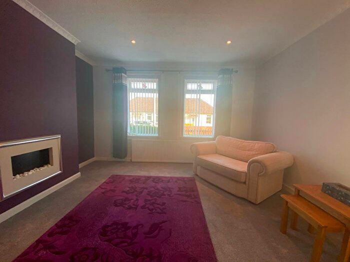 2 Bedroom Bungalow To Rent In Stonefield Place, Blantyre, South Lanarkshire, G72