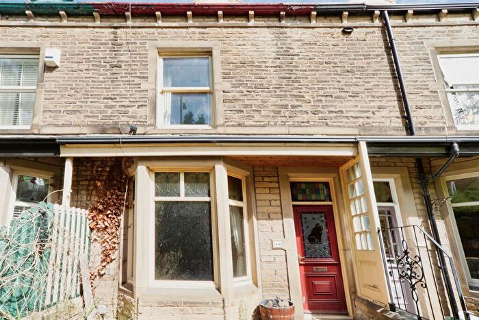 3 Bedroom Terraced House For Sale In Skipton Road, Keighley, BD20