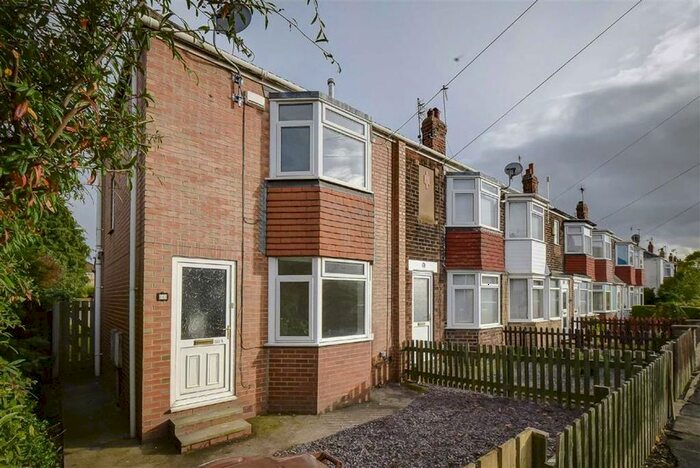 2 Bedroom Terraced House To Rent In Lamorna Avenue, Hull HU8