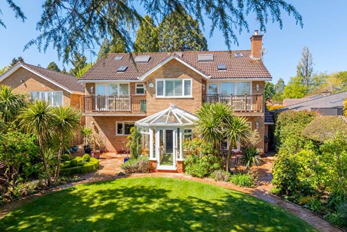 6 Bedroom Detached House For Sale In Sandal Rise, Solihull, B91
