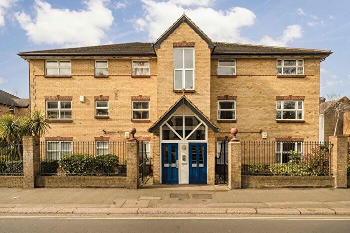 1 Bedroom Flat To Rent In Acton Lane, Chiswick, W4