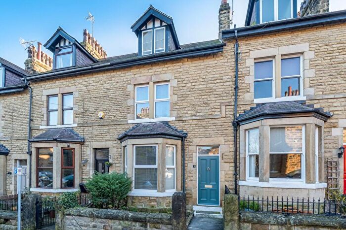 4 Bedroom Terraced House To Rent In Duchy Avenue, Harrogate, HG2