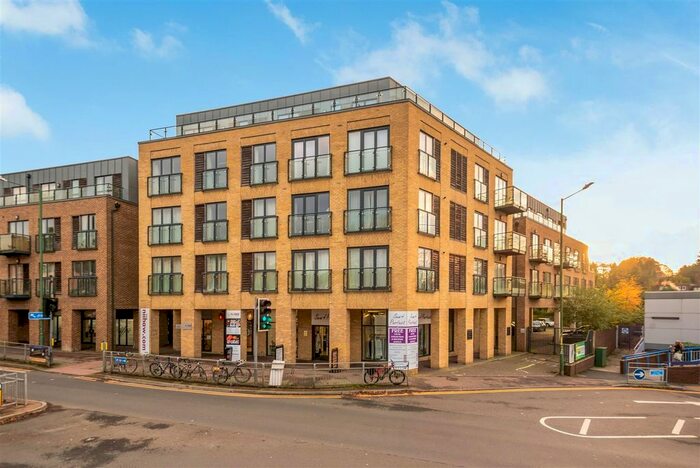 2 Bedroom Flat For Sale In London Road, Sevenoaks, TN13