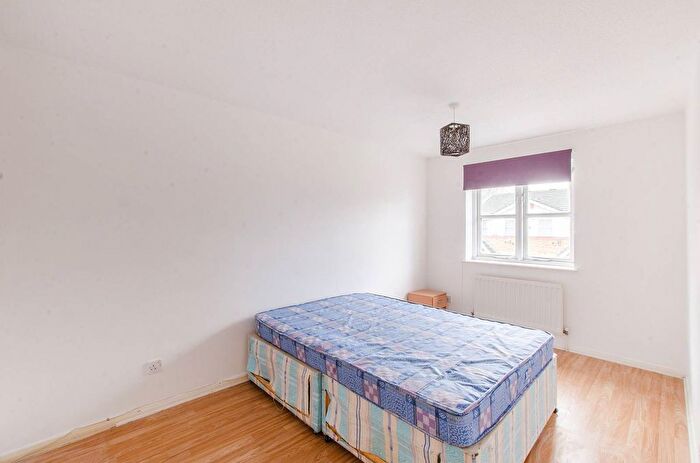 3 Bedroom Property To Rent In Richard House Drive, Canning Town, London, E16