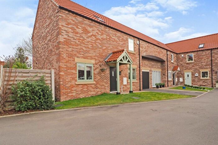 3 Bedroom Link Detached House For Sale In Orchard Grove, East Markham, Newark, NG22