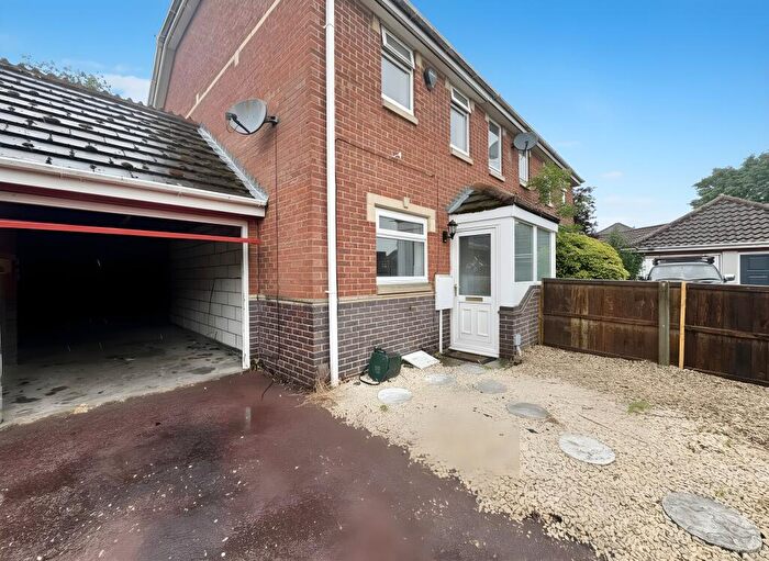 2 Bedroom Semi-Detached House To Rent In Marston Moore, NR7