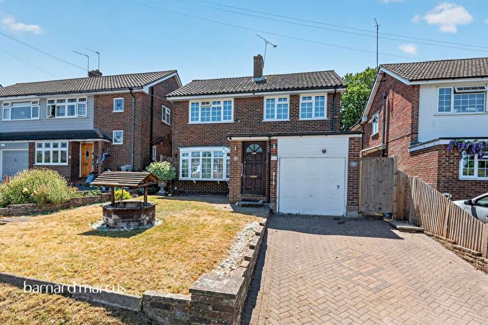 3 Bedroom Detached House For Sale In Grosvenor Road, Epsom, KT18