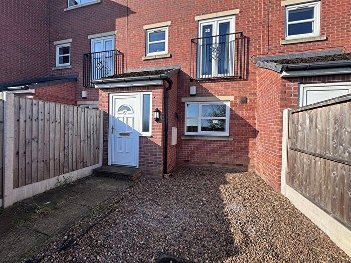 Studio To Rent In Oakwell Court, Barnsley, S70