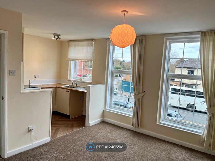 1 Bedroom Flat To Rent In Rubery, Rednal, Birmingham, B45