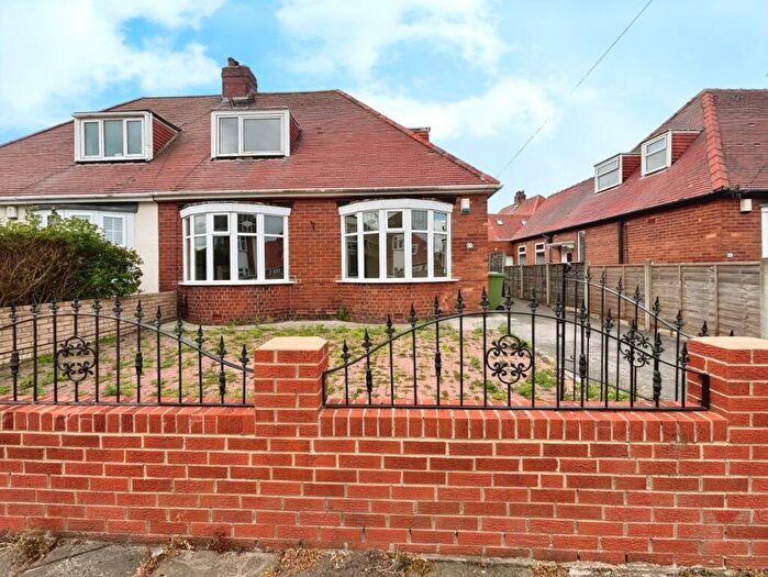 3 Bedroom Semi-Detached House For Sale In Hemsley Road, South Shields, NE34