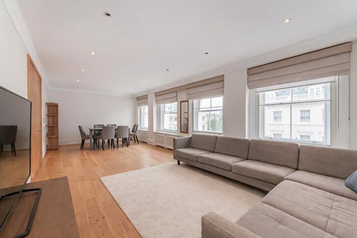 2 Bedroom Flat To Rent In Prince Of Wales Terrace, London, W8