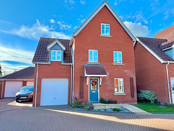 4 Bedroom Town House For Sale In Mayhew Road, Rendlesham, Woodbridge, IP12