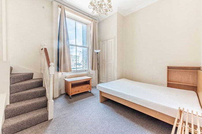 2 Bedroom Flat To Rent In Collingham Road, South Kensington, London, SW5