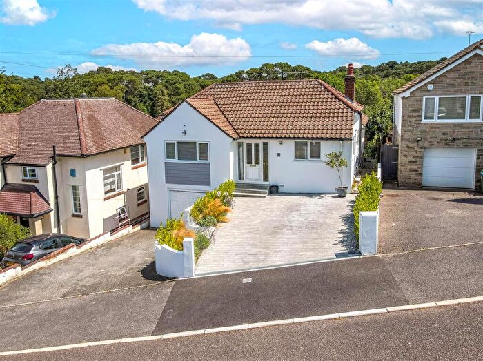 4 Bedroom Detached House For Sale In Blake Hill Avenue, Poole, BH14