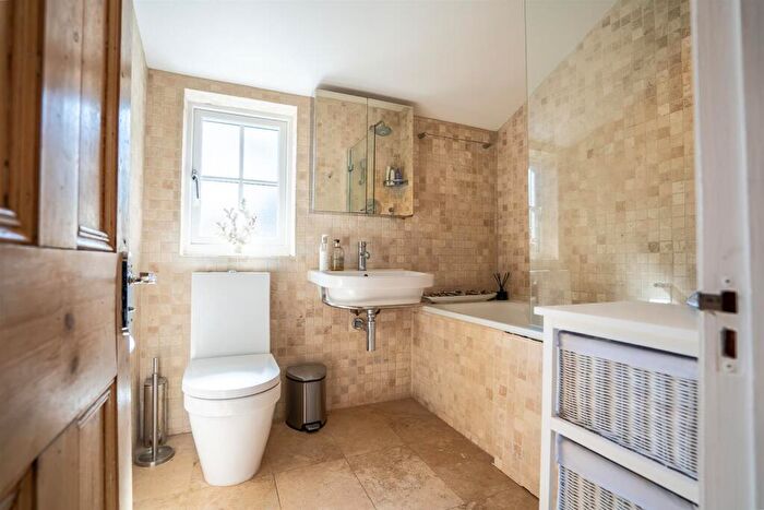 3 Bedroom Terraced House For Sale In Cleaveland Road, Surbiton, KT6