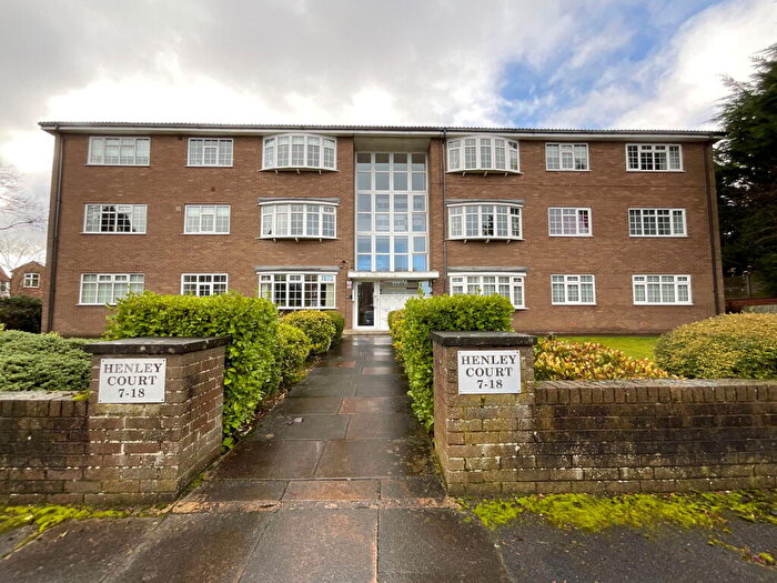 2 Bedroom Flat For Sale In Henley Drive, Southport, PR9