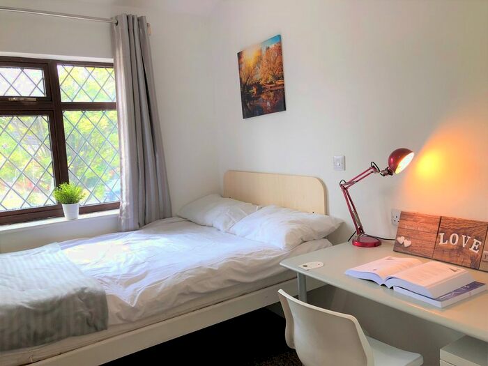 1 Bedroom Semi-Detached House To Rent In Charter Avenue, Coventry, West Midlands, CV4