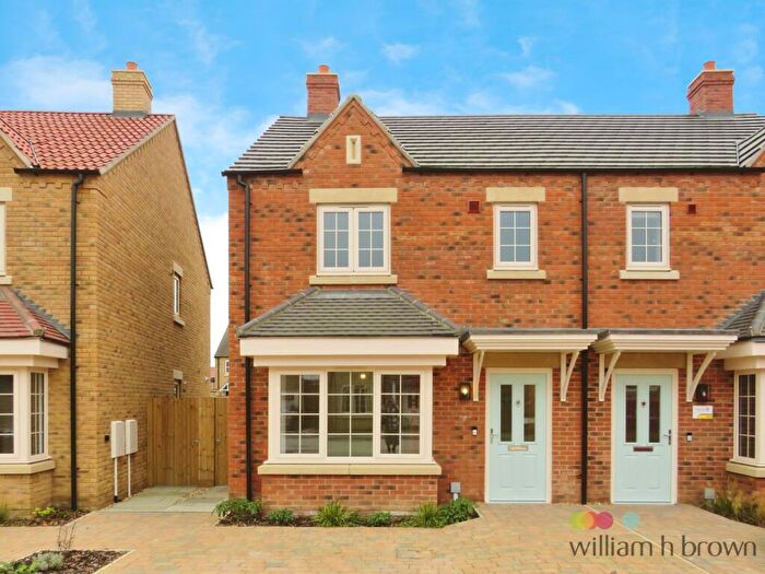 3 Bedroom Semi-Detached House To Rent In Hurricane Grove, Welton, Lincoln, LN2