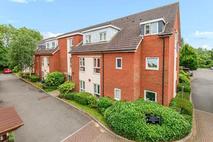 2 Bedroom Apartment To Rent In Gordon Woodward Way, Oxford, OX1