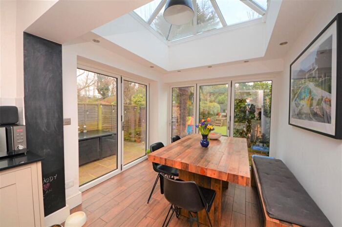 5 Bedroom House To Rent In Chamberlain Road, East Finchley, N2